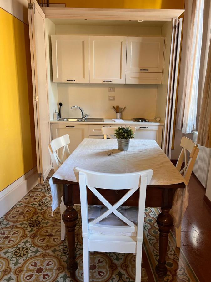 Al Giglio Bottonato Apartman Firenze Kültér fotó